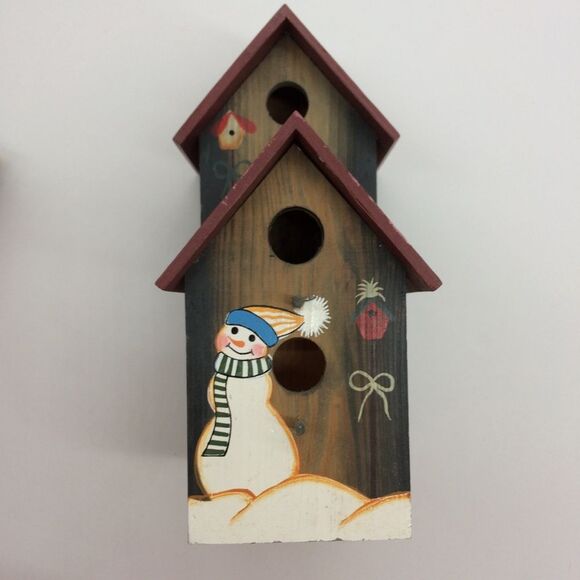 Rustic Hand Painted Winter/Christmas/Holiday Decorative Birdhouse and Plaques - Picture 7 of 10